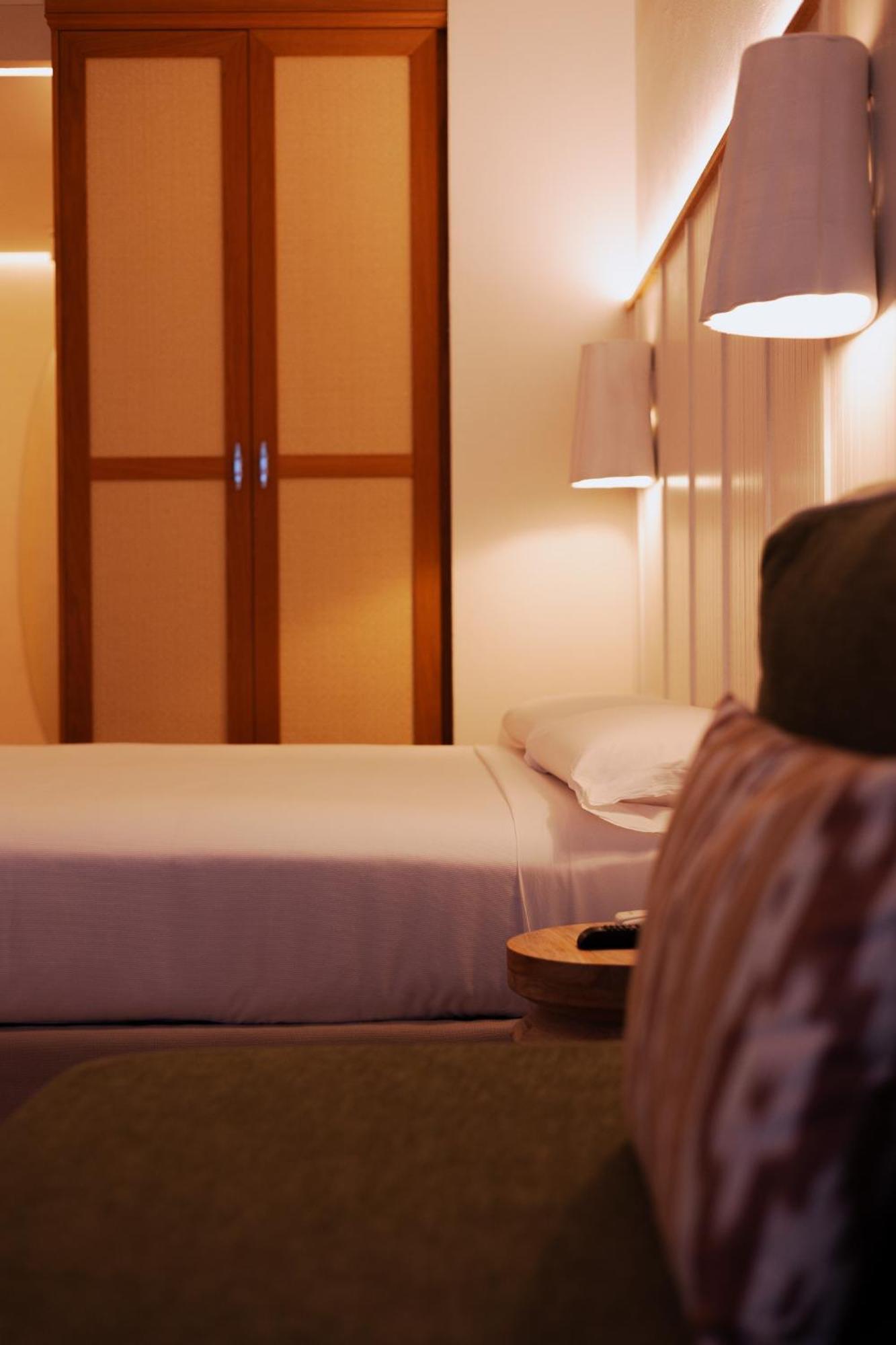 Casa Bassa Hotel Valence Extérieur photo